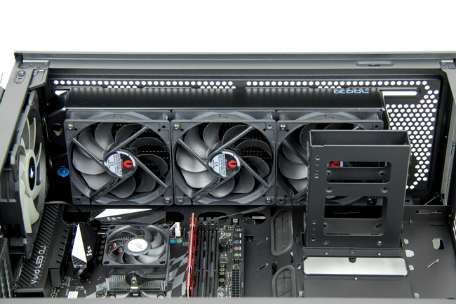 Corsair Carbide 678C 25