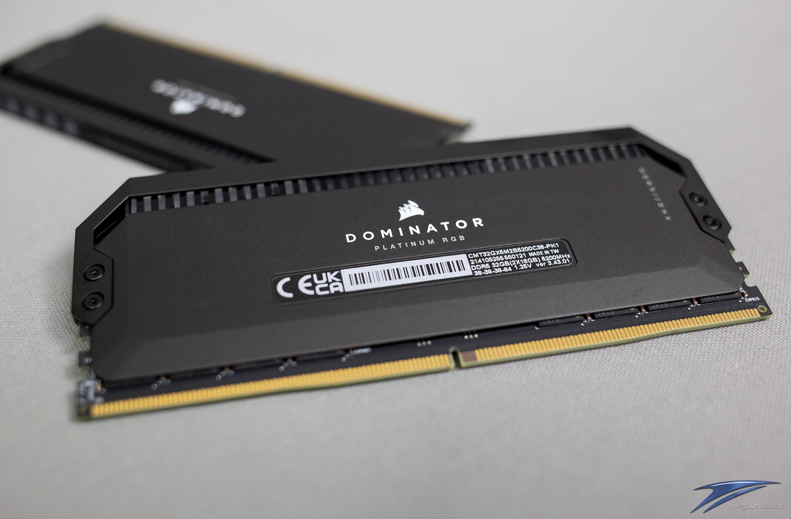 Test: Corsair Dominator Platinum RGB DDR5-5200 - Journal (32GB) #1 - Hardware from Results